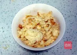 Illustration of how to make lettuce wrap sauce 2