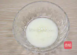 Illustration of how to make the stunning strawberry cake 4