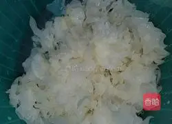 Recipe for Gorgon Lily, Wolfberry and Tremella Soup 2