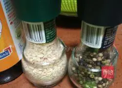 Thai Papaya Salad Recipe Illustration 6