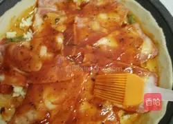 Illustration of how to make bacon pizza 10