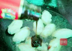 Illustration of braised chicken wings in oyster sauce 7