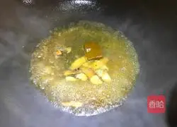 Illustration of how to make curry fish eggs 6