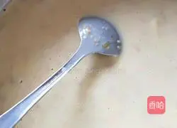 Illustration of making rice cooker cake 3