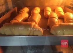 Illustration of how to make butter bread 11