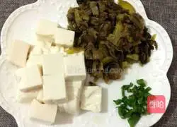 Illustration of how to make pickle and tofu soup 2