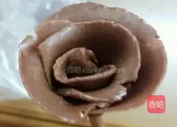 Birthday cake recipe illustration 3