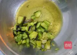 Illustration of how to make plain braised noodles 1