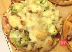 Illustration of how to make bacon pizza 7