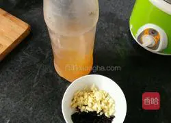 Illustration of how to make fish with distiller's grains 2