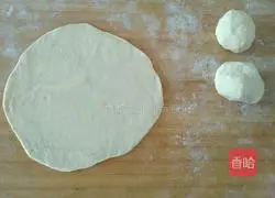 Illustration of how to make handmade pizza crust 2