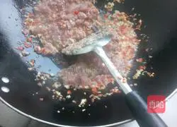 Illustration of stir-fried minced pork with kimchi 4