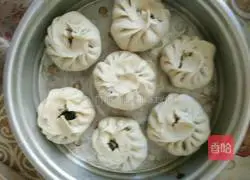 Illustration of how to make steamed buns with pork and vegetables 17