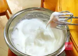 Illustration of how to make cup chiffon cake 8