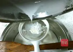 Dough Skin Illustration of the production method 8