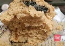 Black sesame yogurt Kuaishou Fenma cake (12 cakes) Recipe illustration 9