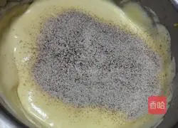 Coffee Cake Roll Recipe Illustration 9