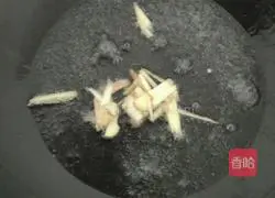 Illustration of how to make chicken noodle 4