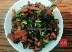 Illustration of how to make barbecued mushroom-flavored stir-fried pork 7