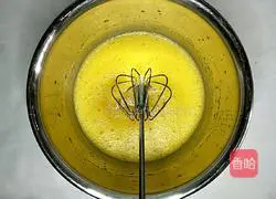 Illustration of how to make sea salt, chive and meat floss cake rolls 4