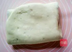 Illustration of how to make braided bean paste toast 9