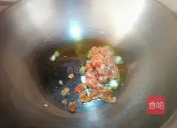 Illustration of how to make braised noodles with chicken and eggplant 3