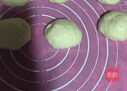 Illustration of how to make Chinese super soft toast bread 9