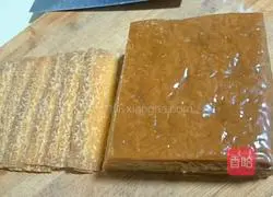 Yellow Banana Sesame Roll Recipe Illustration 1