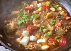 Illustration of braised herring segments 4