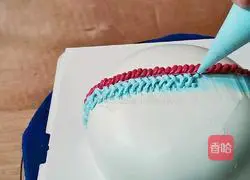 Illustrations of how to make a cute little snowman in winter 8