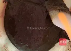 Strawberry Cocoa Naked Cake Recipe Illustration 5