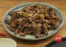 Illustration of how to make spicy beef 3