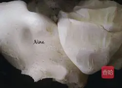 Illustration of how to make Hakka rice dumplings 4