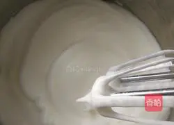 Illustration of how to make cream cake roll 3