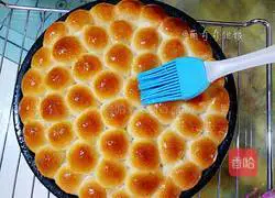 Illustration of how to make money buns 13