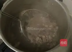 Illustration of how to make mutton powder soup 1