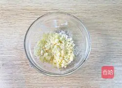 Illustration of how to make crispy blueberry muffin cake 12