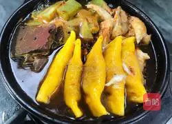 Thai Clay Pot Recipe Illustration 4