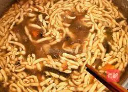 Illustration of the authentic Shanxi noodles recipe 8