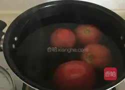 Illustration of how to make pizza sauce 1