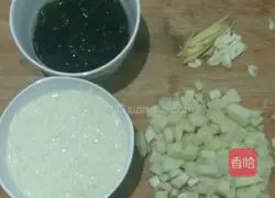 Illustration of how to make fried rice noodles with potatoes and kelp 1