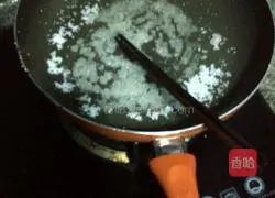 Illustration of making black and white sesame candy 3