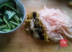 Illustration of how to make Laotan kimchi minced pork vermicelli (Sichuan style home-style version) 6