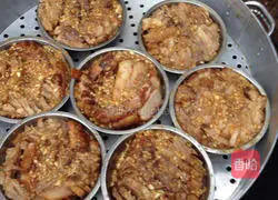 Illustration of Hometown Braised Pork 9