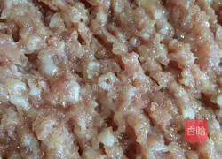 Illustration of how to make thousands of meat rolls 2