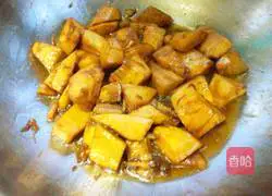 Illustration of braised spring bamboo shoots in oil 11