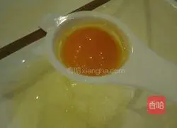 Illustration of how to make chiffon cake 1