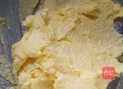 Pink Memories ( Illustration of how to make coconut balls 4