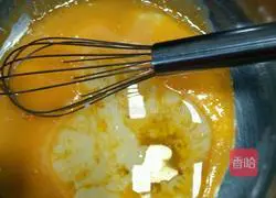 Illustration of how to make raisin cake roll 4