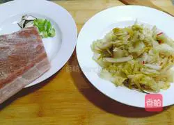 Illustration of how to cook pork belly with kimchi 1